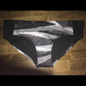 Nike Swim Bottoms Size Large
